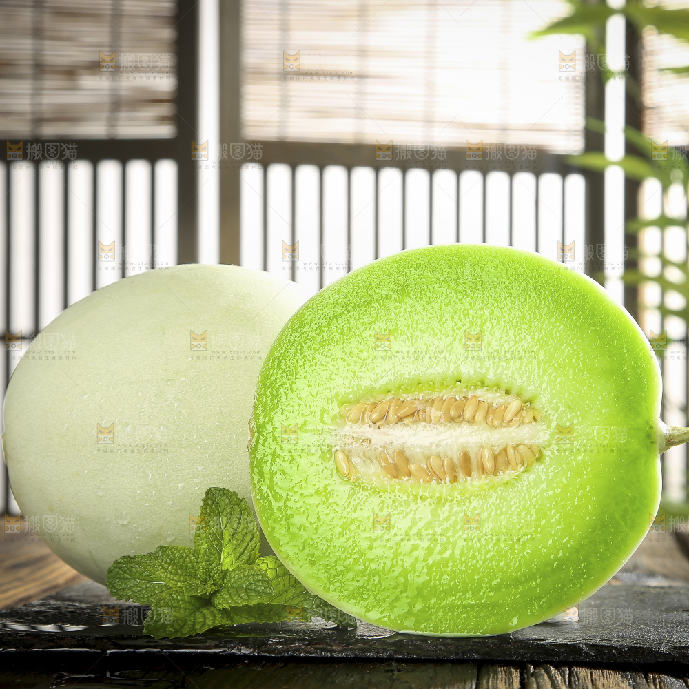 深底上的玉菇甜瓜