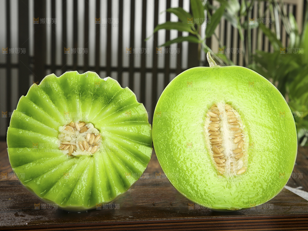 深底上的玉菇甜瓜
