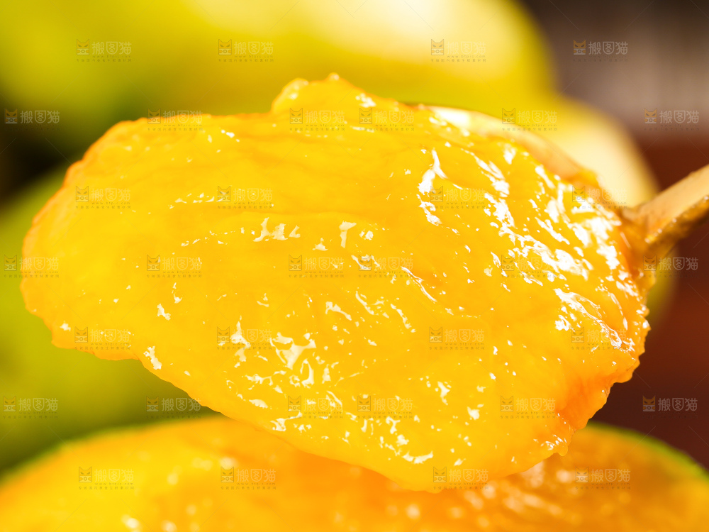 深底上的椰香芒