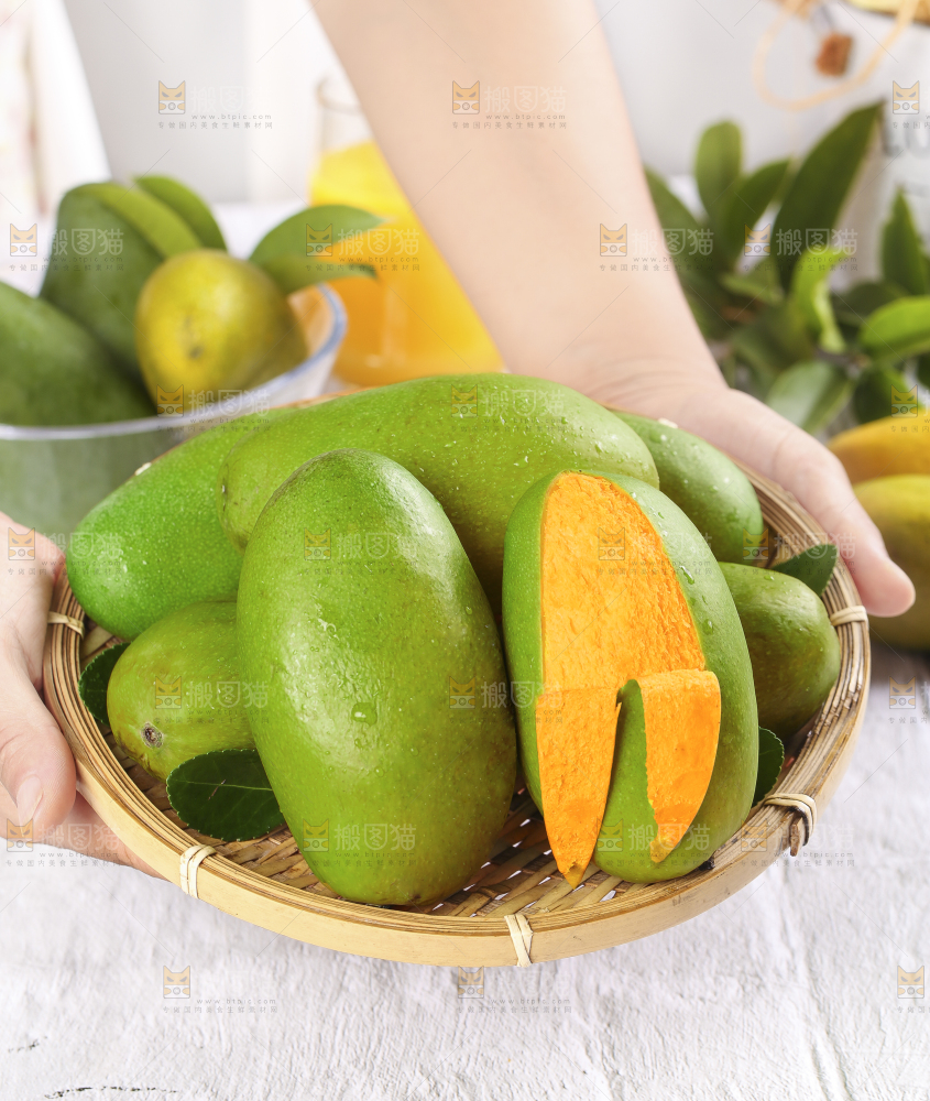 深底上的椰香芒