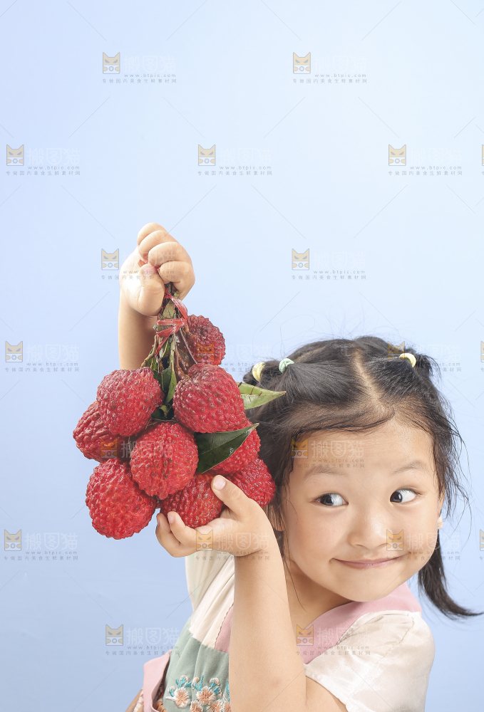 手里拿着荔枝王