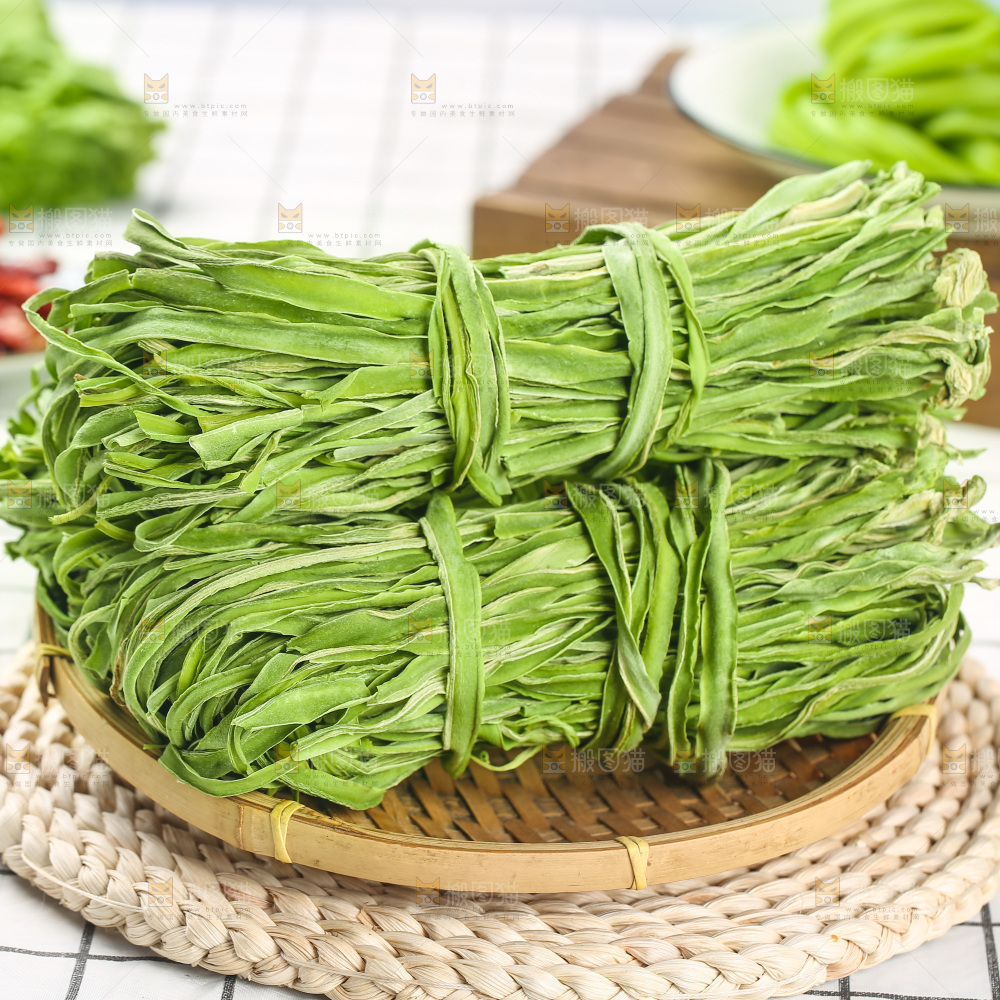 深底上的贡菜
