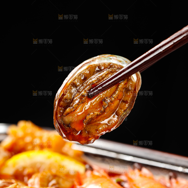 深底上的捞汁小海鲜