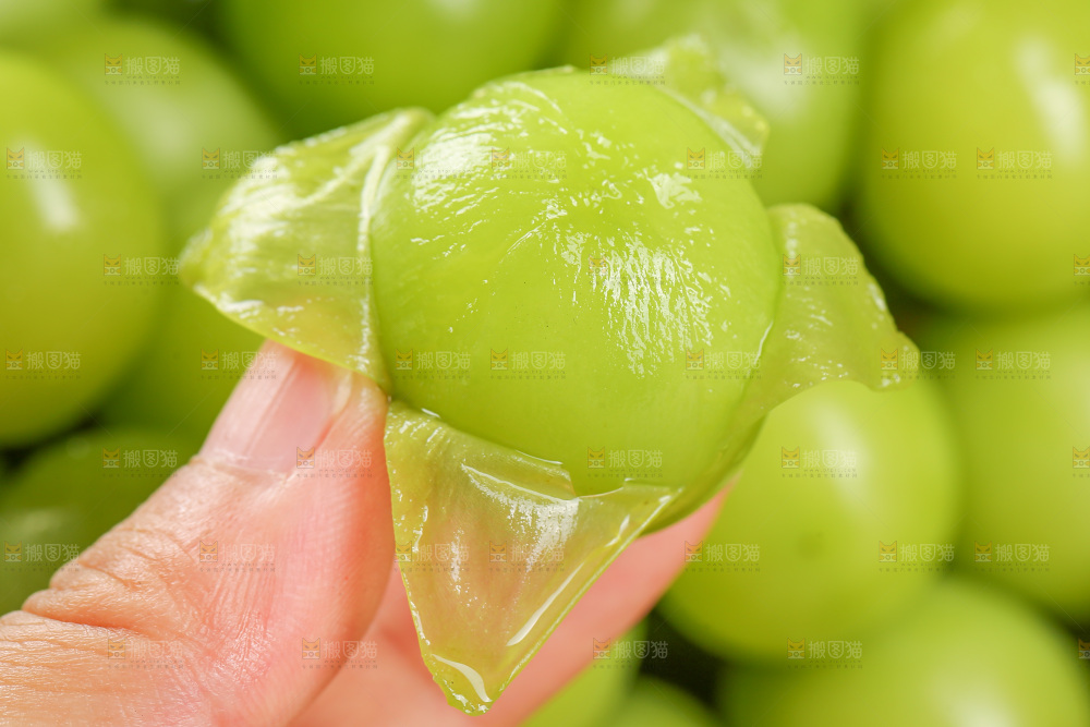 浅底上的阳光玫瑰青提