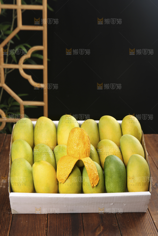 深底上的椰香芒