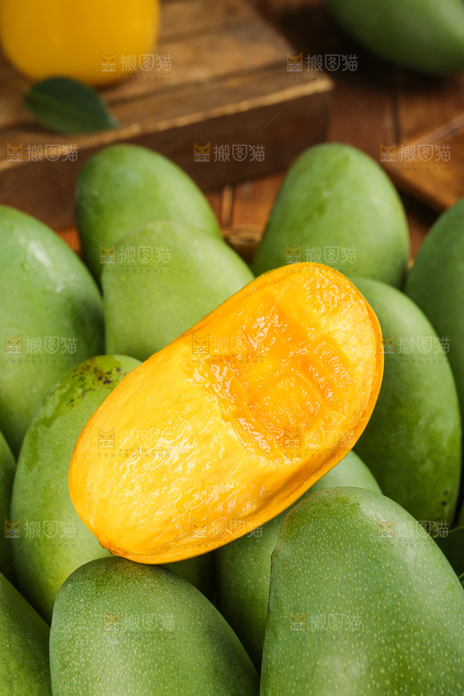 深底上的椰香芒