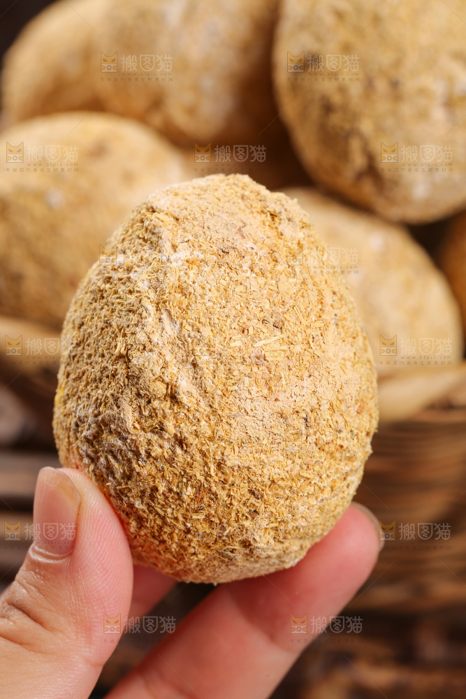 深底上的变蛋