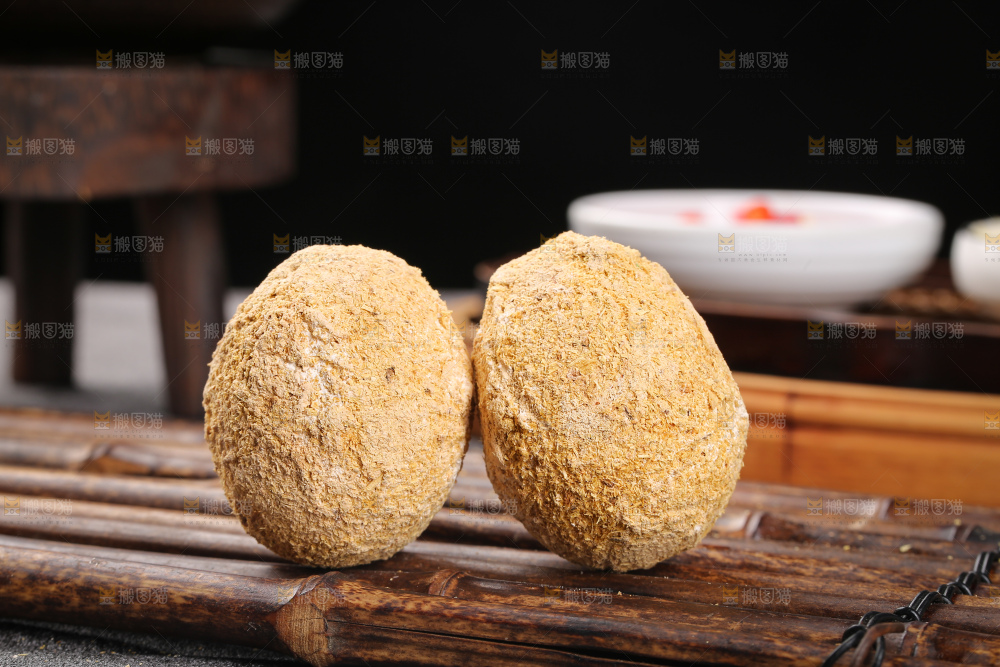 深底上的变蛋