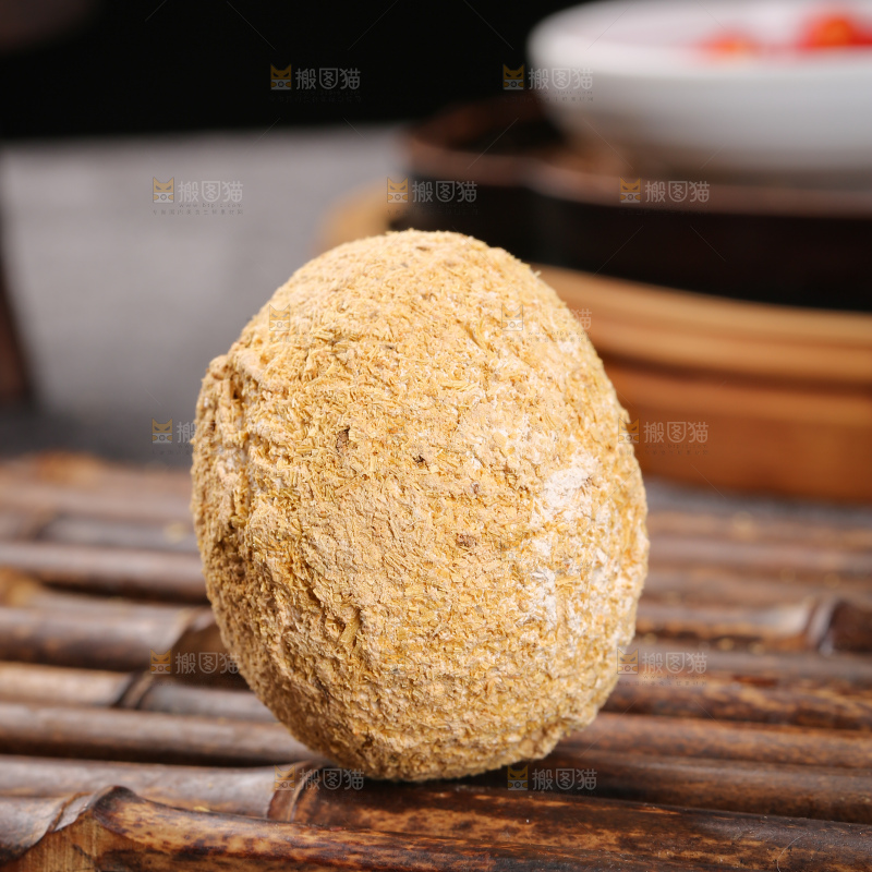 深底上的变蛋