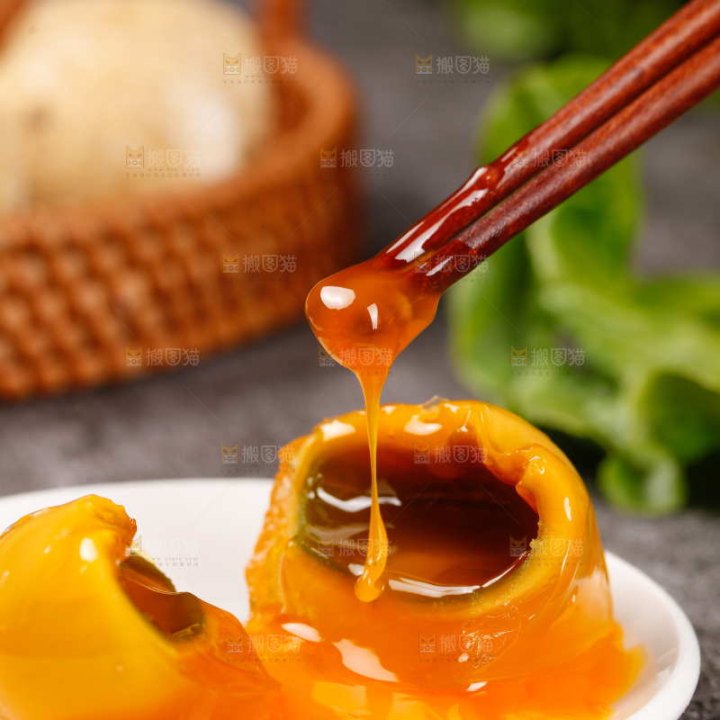 深底上的变蛋