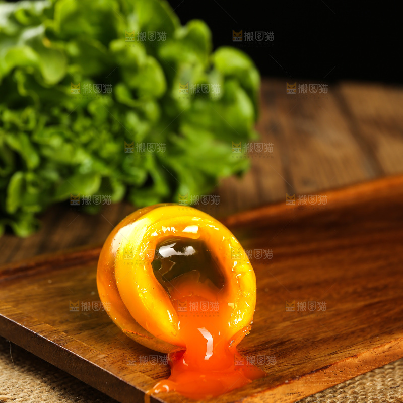 深底上的变蛋