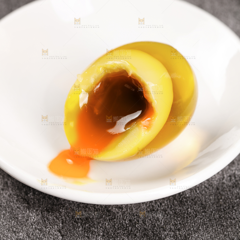 深底上的变蛋