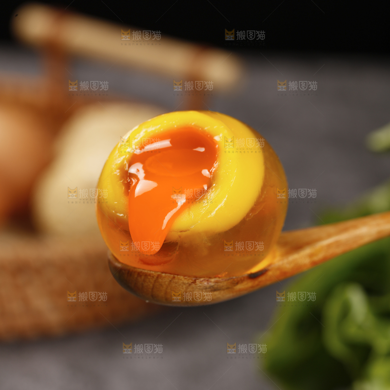 深底上的变蛋
