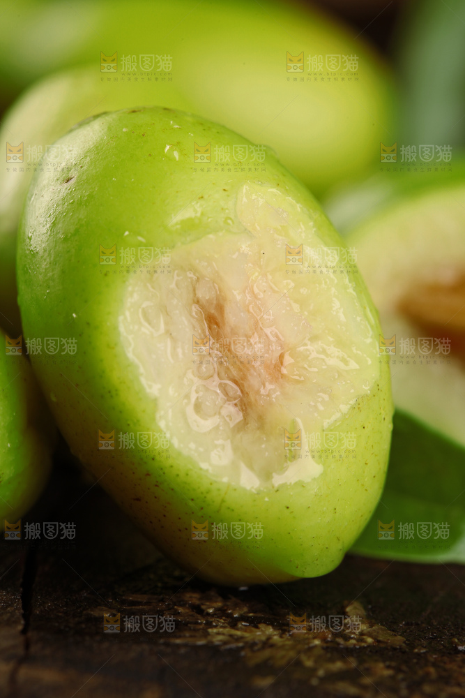 深底上的潮汕青橄榄