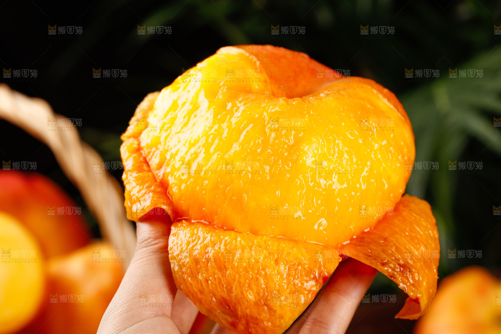 深底上的黄油蟠桃