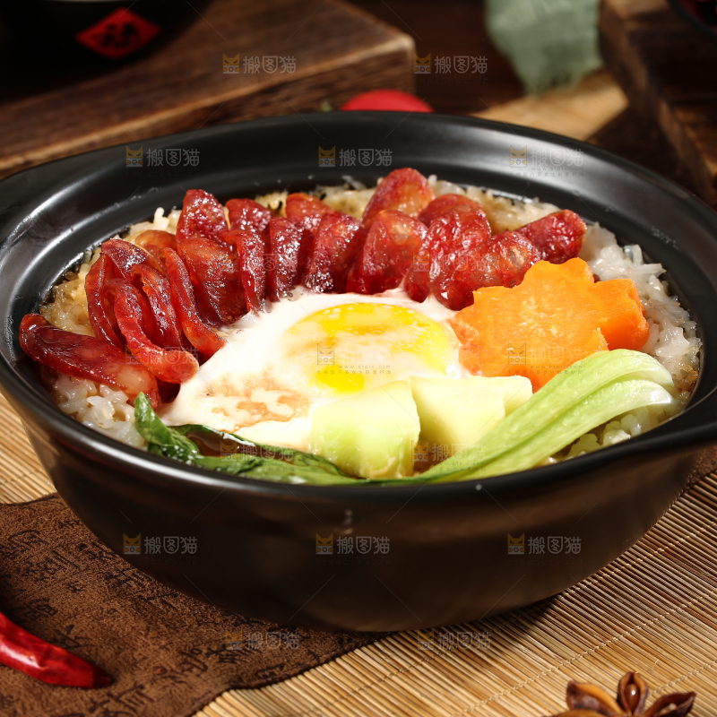 深底上的腊肠煲仔饭