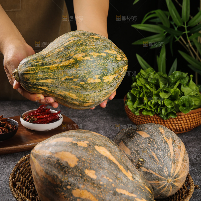 深底上的香芋南瓜