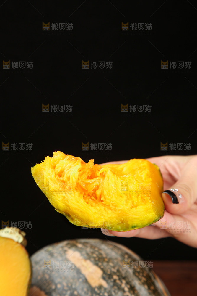 木底上的香芋南瓜