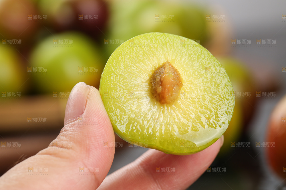 深底上的半边红脱骨李