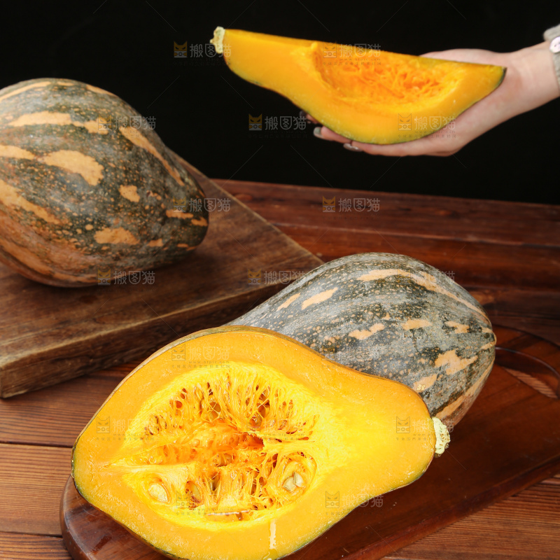 木底上的香芋南瓜
