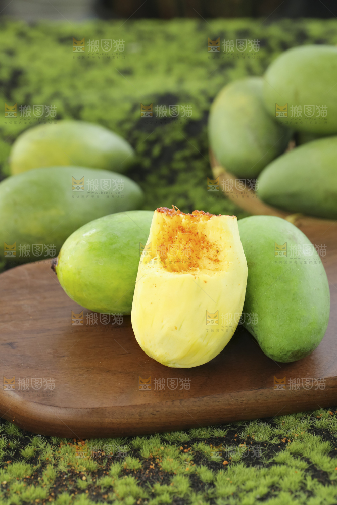 木底上的象牙芒