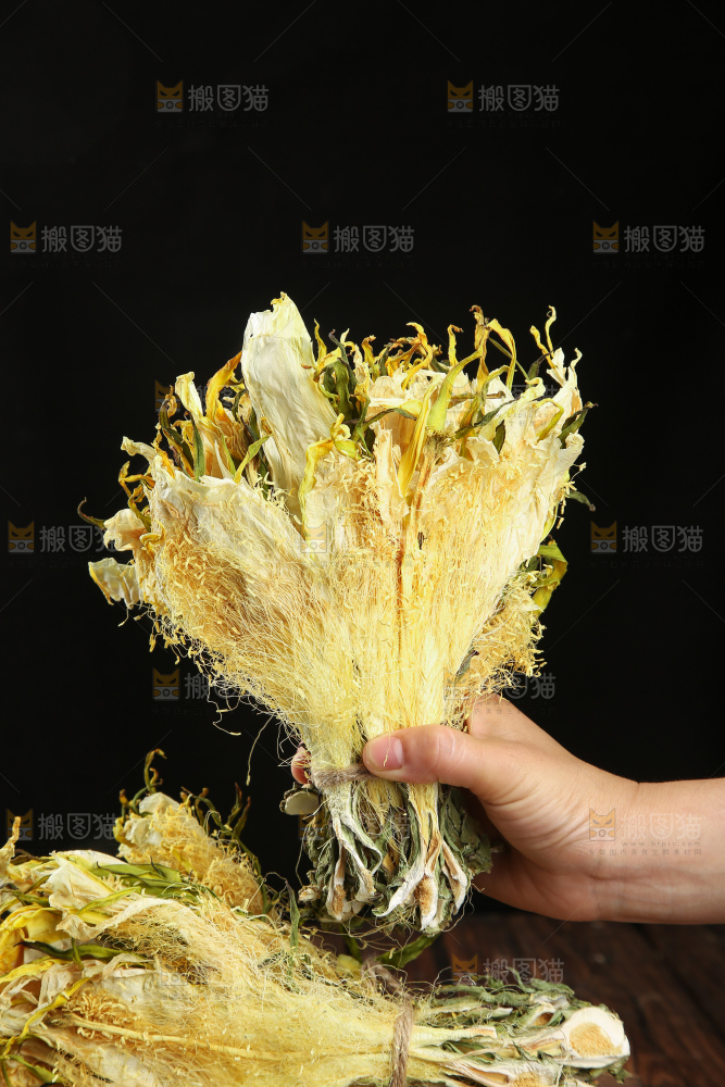 木底上的霸王花