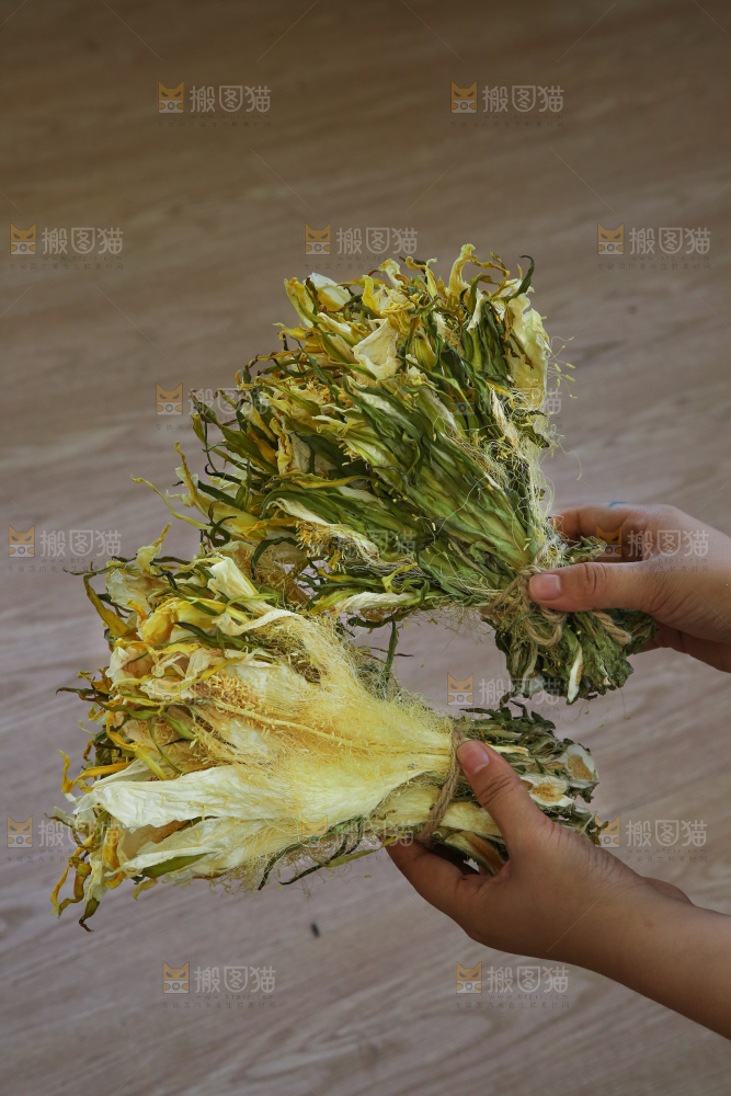 木底上的霸王花