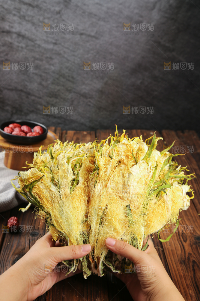 木底上的霸王花