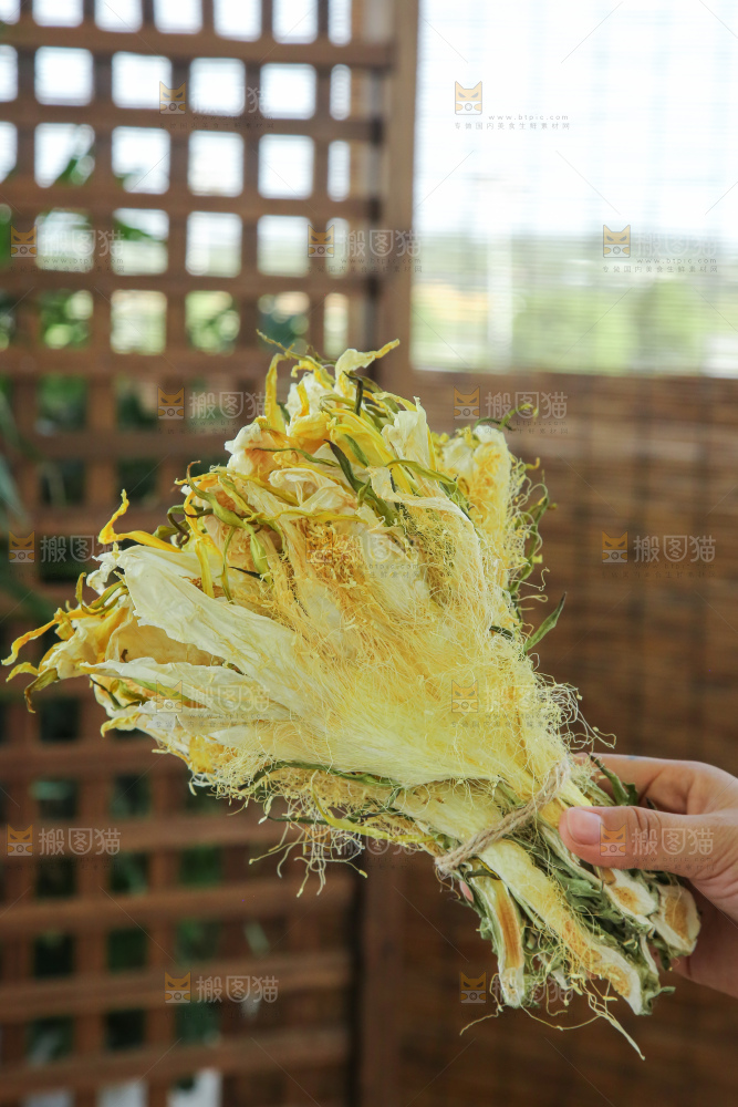 木底上的霸王花