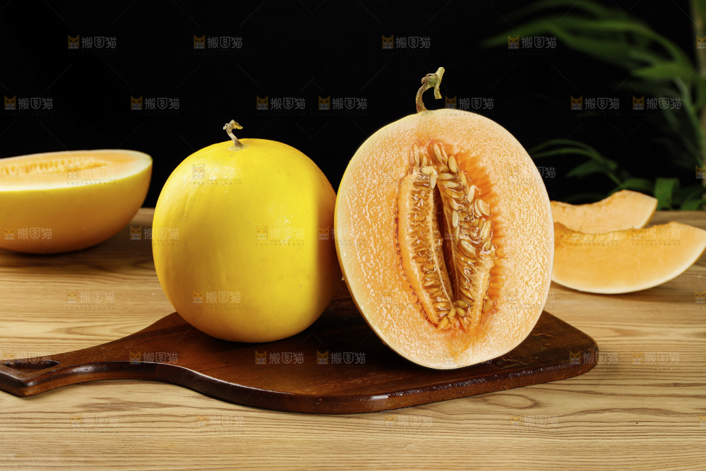 木底上的黄河蜜瓜