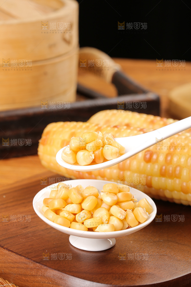 木底上的花糯玉米