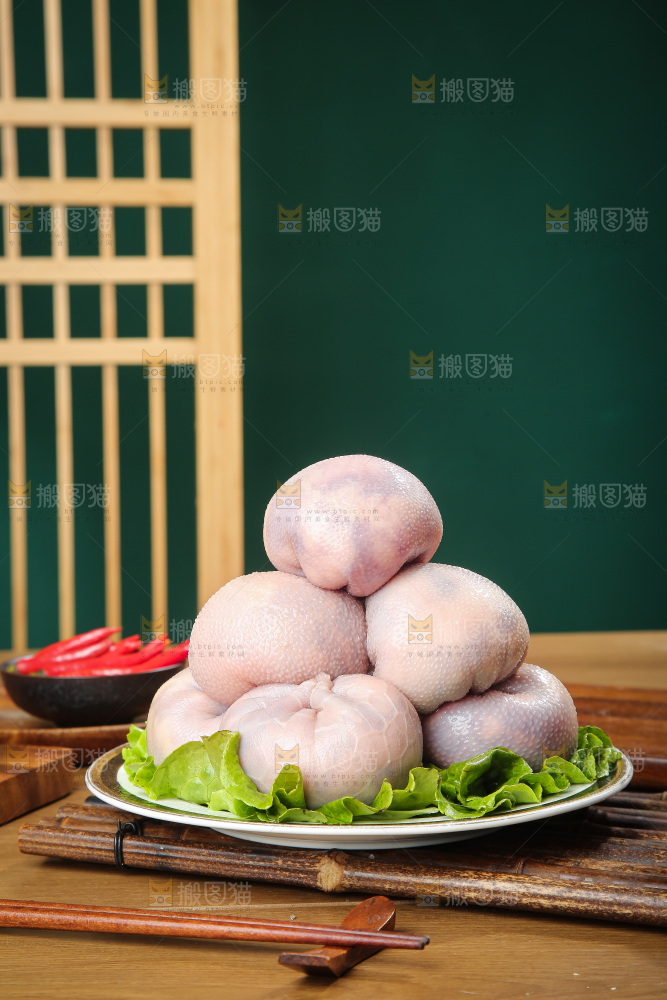 木底上的肚包肉