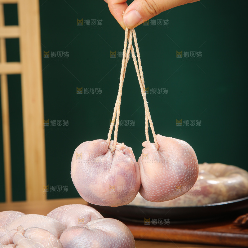 木底上的肚包肉