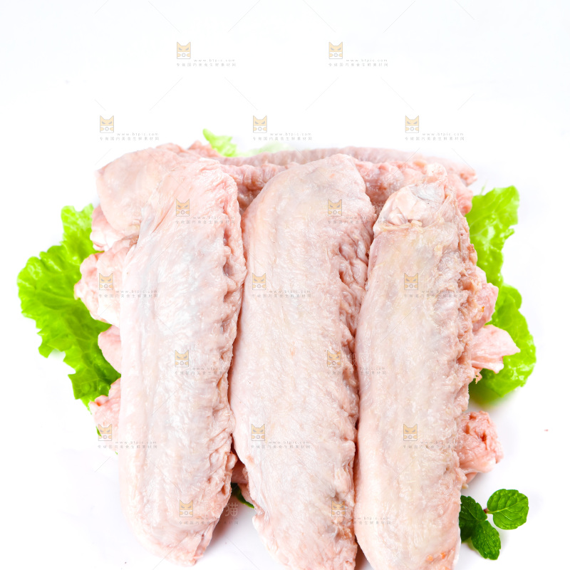白底上的鸭翅中