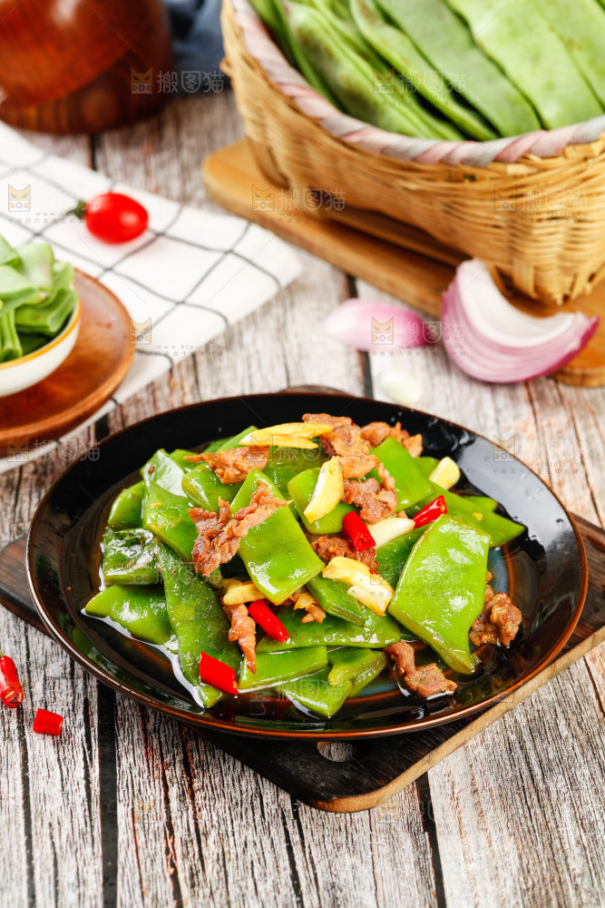 木底上的油豆角