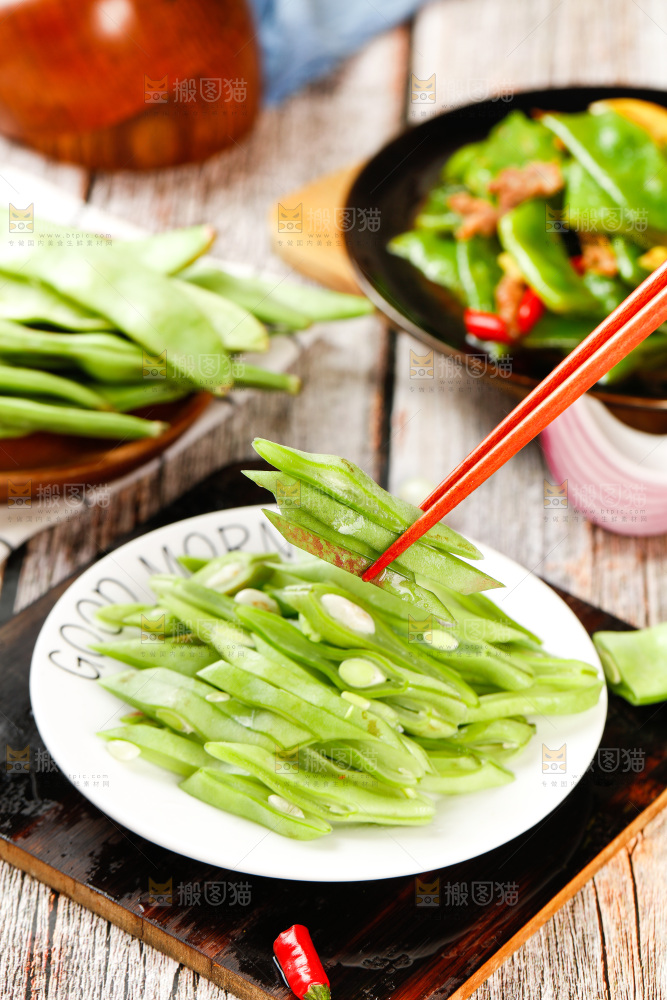 木底上的油豆角
