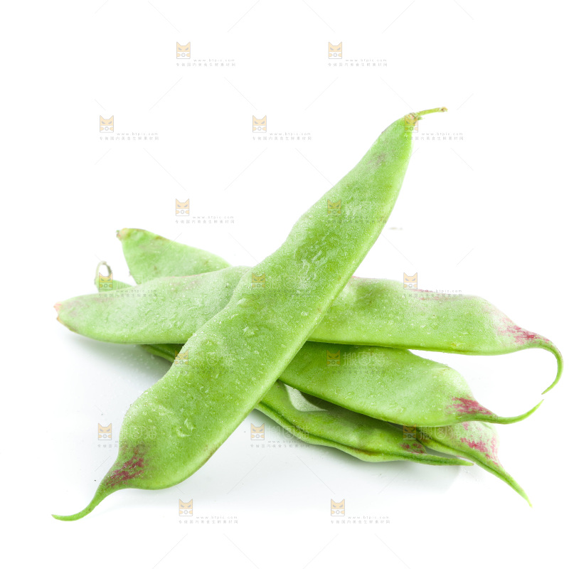 白底上的一点红油豆角