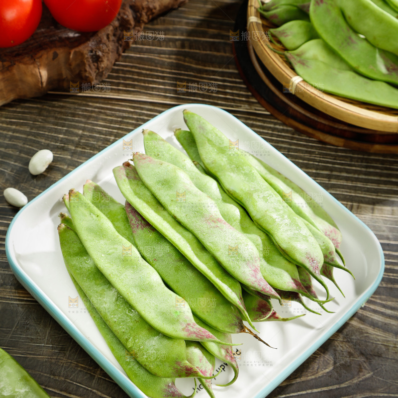 深底上的油豆角