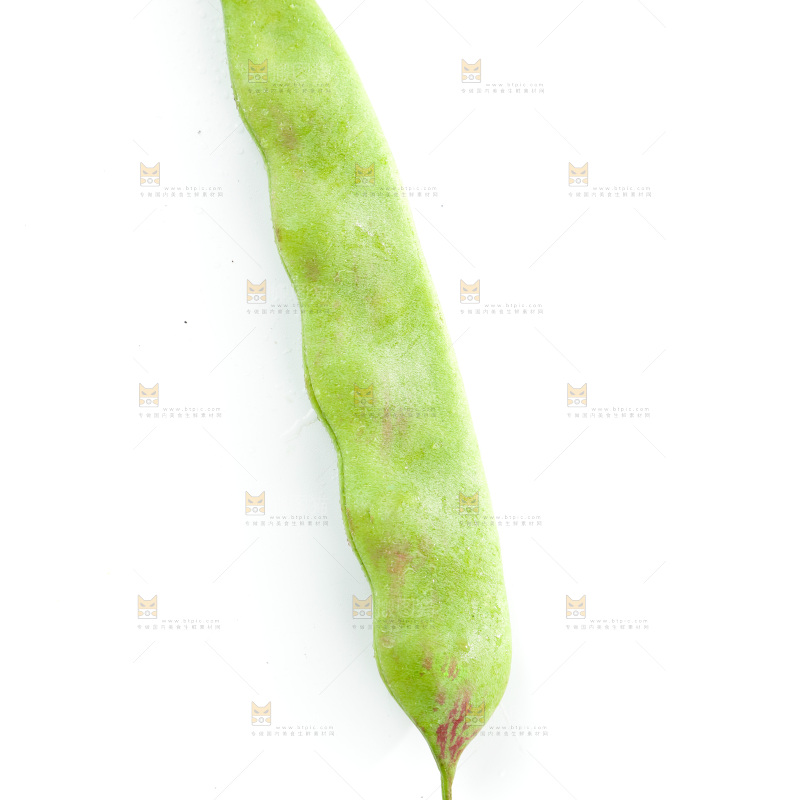 白底上的一点红油豆角