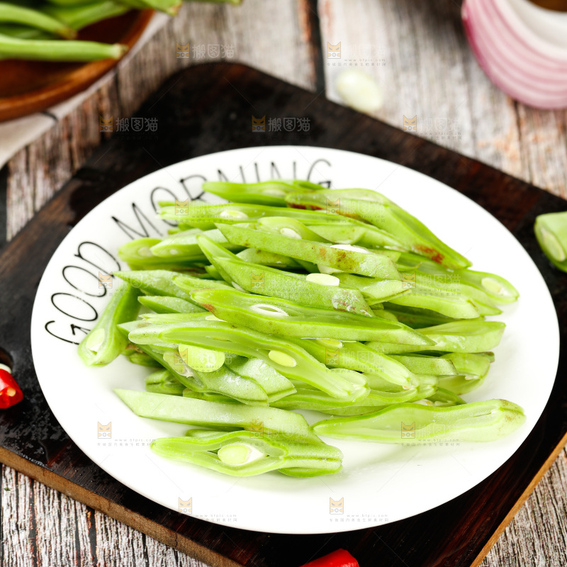 木底上的油豆角