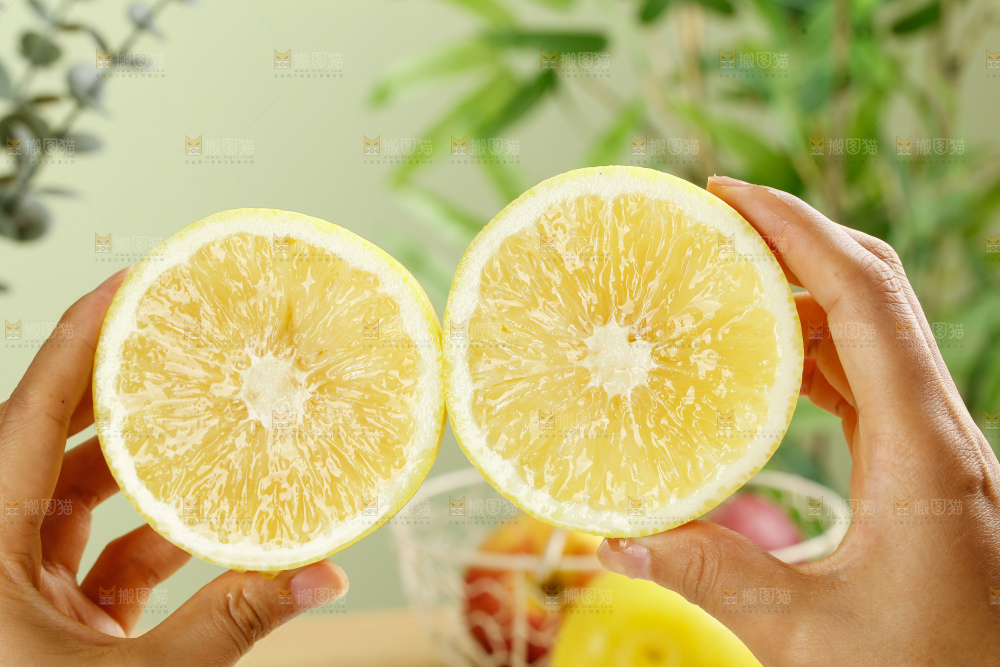 浅底上的南非橙柚