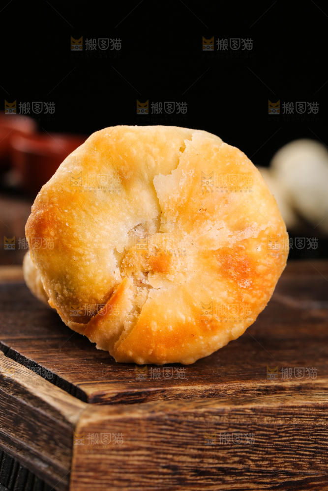 深底上的苏氏月饼