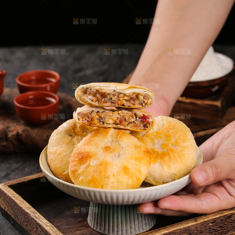 深底上的苏氏月饼