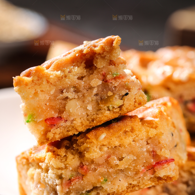深底上的五仁大月饼