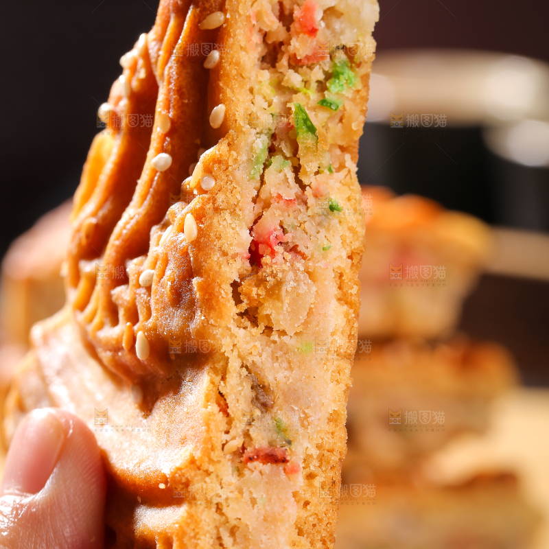 深底上的五仁大月饼