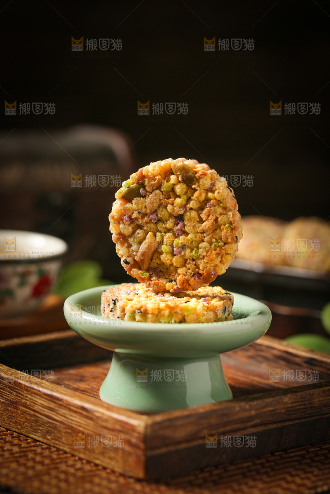 深底上的杂粮饼