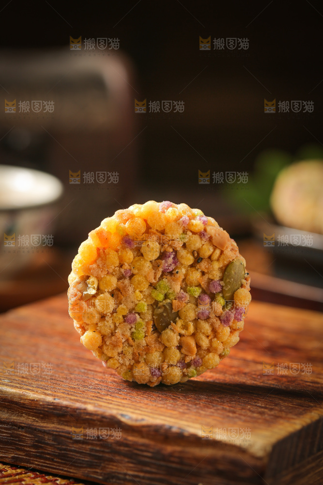 深底上的杂粮饼