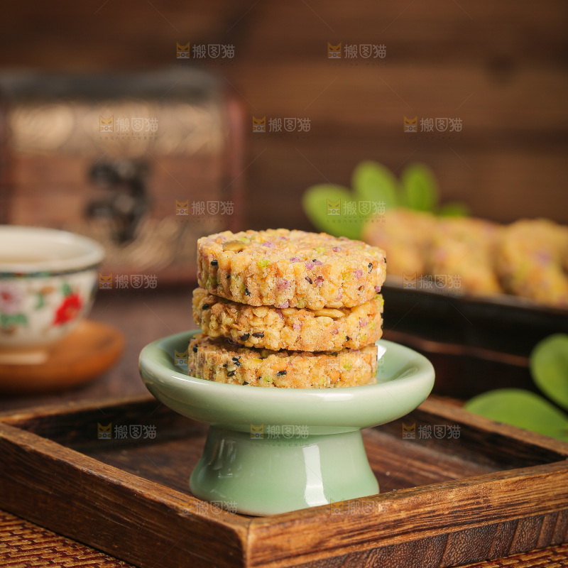 深底上的杂粮饼