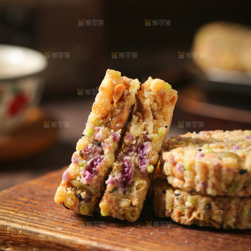 深底上的杂粮饼