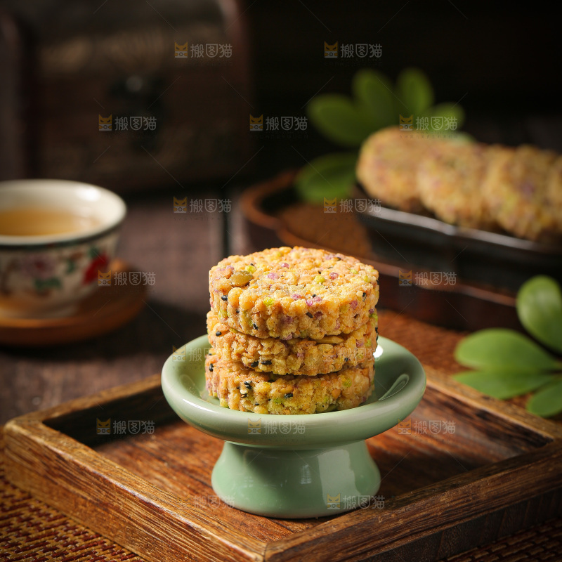 深底上的杂粮饼